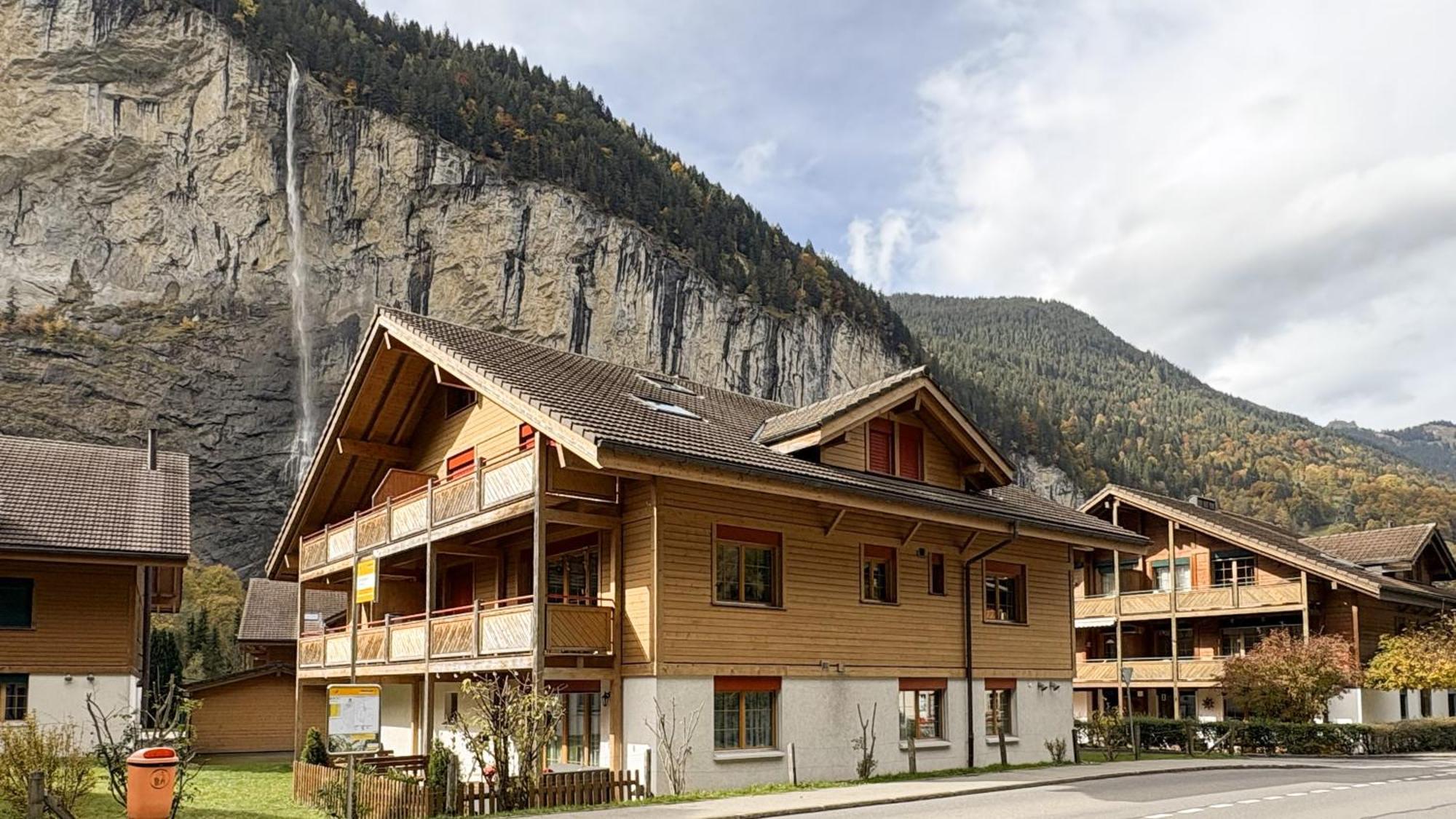 Family Frame Apartment Lauterbrunnen Exterior photo
